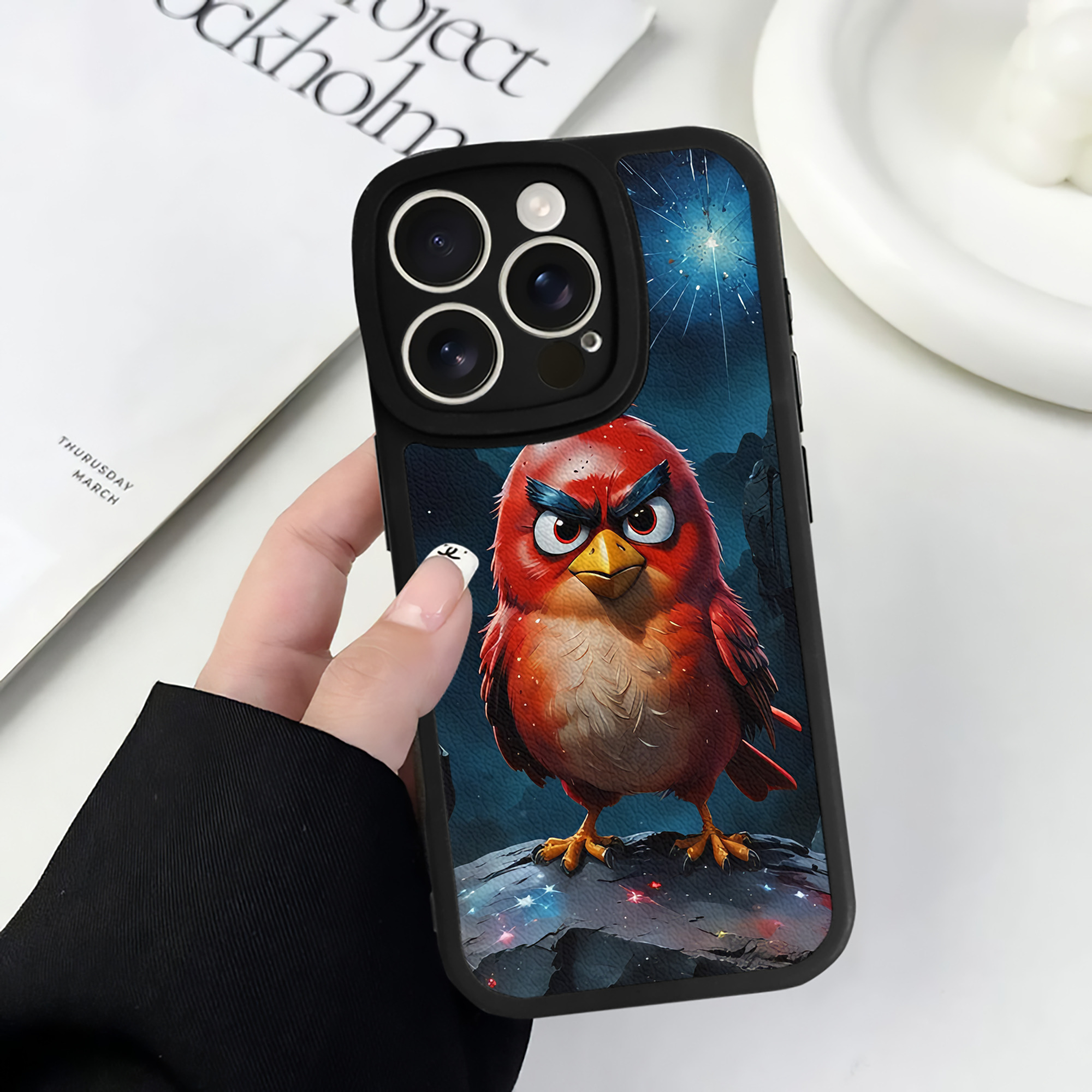 （画像用） Angry Birds アングリーバード 【iPhone 16シリーズ対応】シリコンスマホケース（レザー調） 材質：シリコン